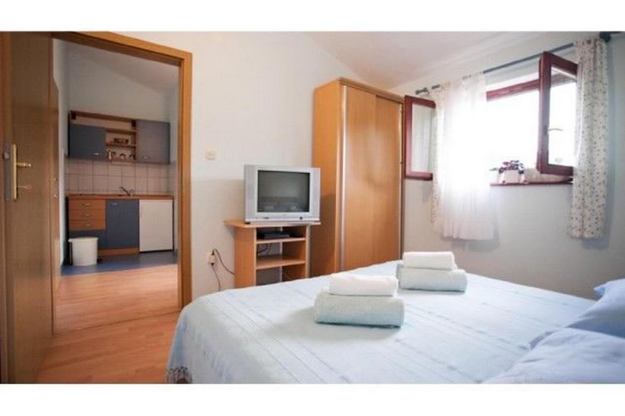 Apartments Mirko Seget Vranjica Exterior foto