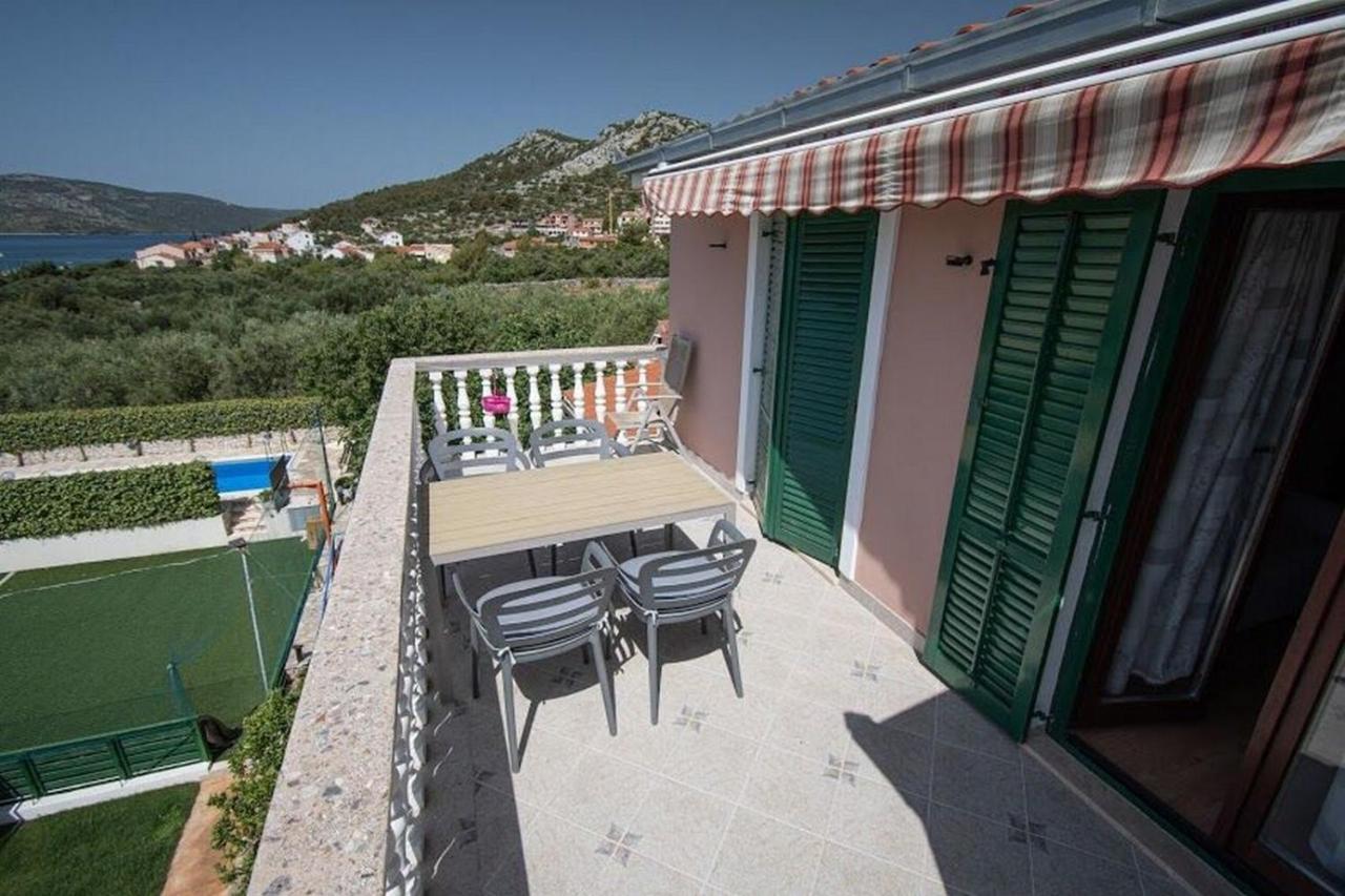 Apartments Mirko Seget Vranjica Exterior foto