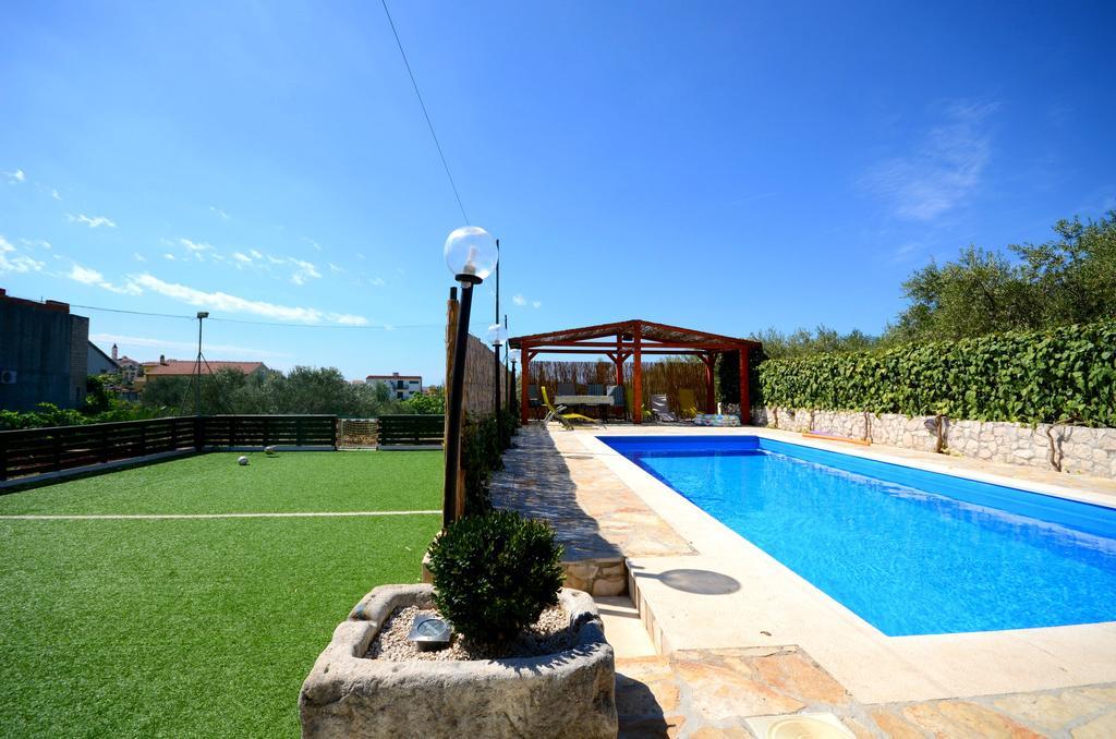 Apartments Mirko Seget Vranjica Exterior foto